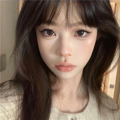 倒挂的爱丽丝
